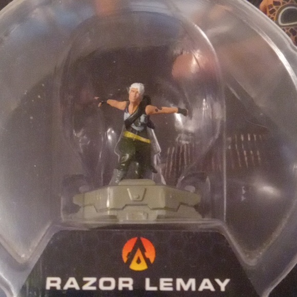 NIB☆ StarLink Razor LeMay - Picture 2 of 3